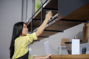 Cabinet wholesalers